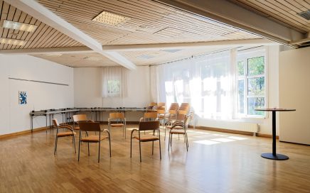 Jugendgästehaus Klagenfurt Festsaal - © Christoph Sammer