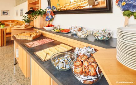 Jugendgästehaus Linz Frühstücksbuffet - © pixelkinder.com