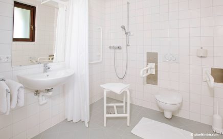 Jugendgästehaus Mondsee Badezimmer - © pixelkinder.com
