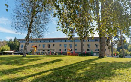 Jugendgästehaus Velden Cap Wörth Gelände - © Christoph Sammer