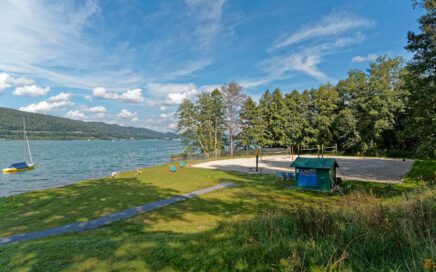 Jugendgästehaus Velden Cap Wörth Beachvolleyball Platz - © Christoph Sammer