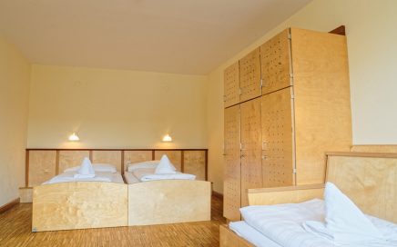 Jugendgästehaus Velden Cap Wörth 3 Bettzimmer Haupthaus - © Christoph Sammer