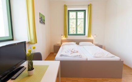 Jugendgästehaus Velden Cap Wörth Komfort Familienzimmer Seehaus - © Christoph Sammer
