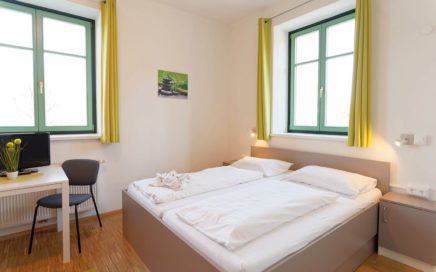 Jugendgästehaus Velden Cap Wörth Komfort Familienzimmer Seehaus - © Christoph Sammer