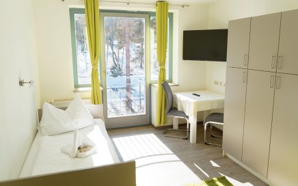 Jugendgästehaus Velden Cap Wörth Komfort 3 Bettzimmer - © Christoph Sammer