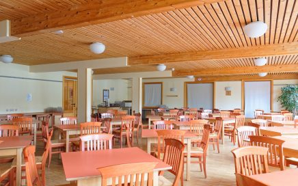 Jugendgästehaus Velden Cap Wörth Speisesaal - © Christoph Sammer