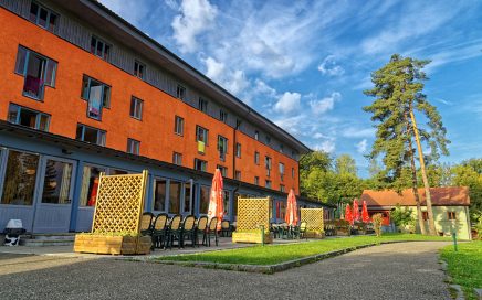Jugendgästehaus Velden Cap Wörth Terrasse - © Christoph Sammer