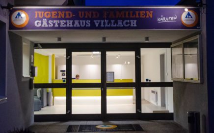 Jugendgästehaus Villach Eingang