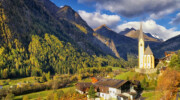 Bergpanorama Jugendgästehaus Heiligenblut am Großglockner im Herbst