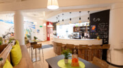 Klagenfurt Café Jugendgästehaus Klagenfurt Lobby Café - © Christoph Sammer
