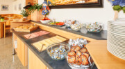 Linz Frühstücksbuffet Jugendgästehaus Linz Frühstücksbuffet - © pixelkinder.com