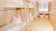 Jugendgästehaus Mondsee Mehrbettzimmer - © pixelkinder.com