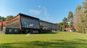Velden Außenareal Jugendgästehaus Velden Cap Wörth Gelände - © Christoph Sammer